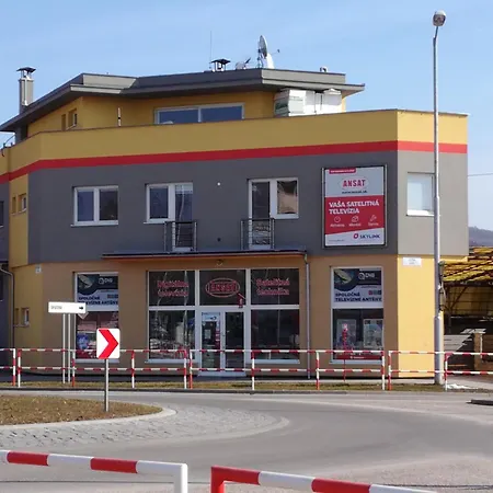 Ansat Opatovska 20 Apartmán *